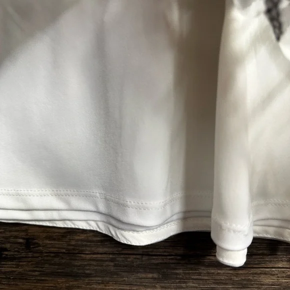 White House Black Market White and Black Beaded Floral Tank Top - Picture 5 of 8